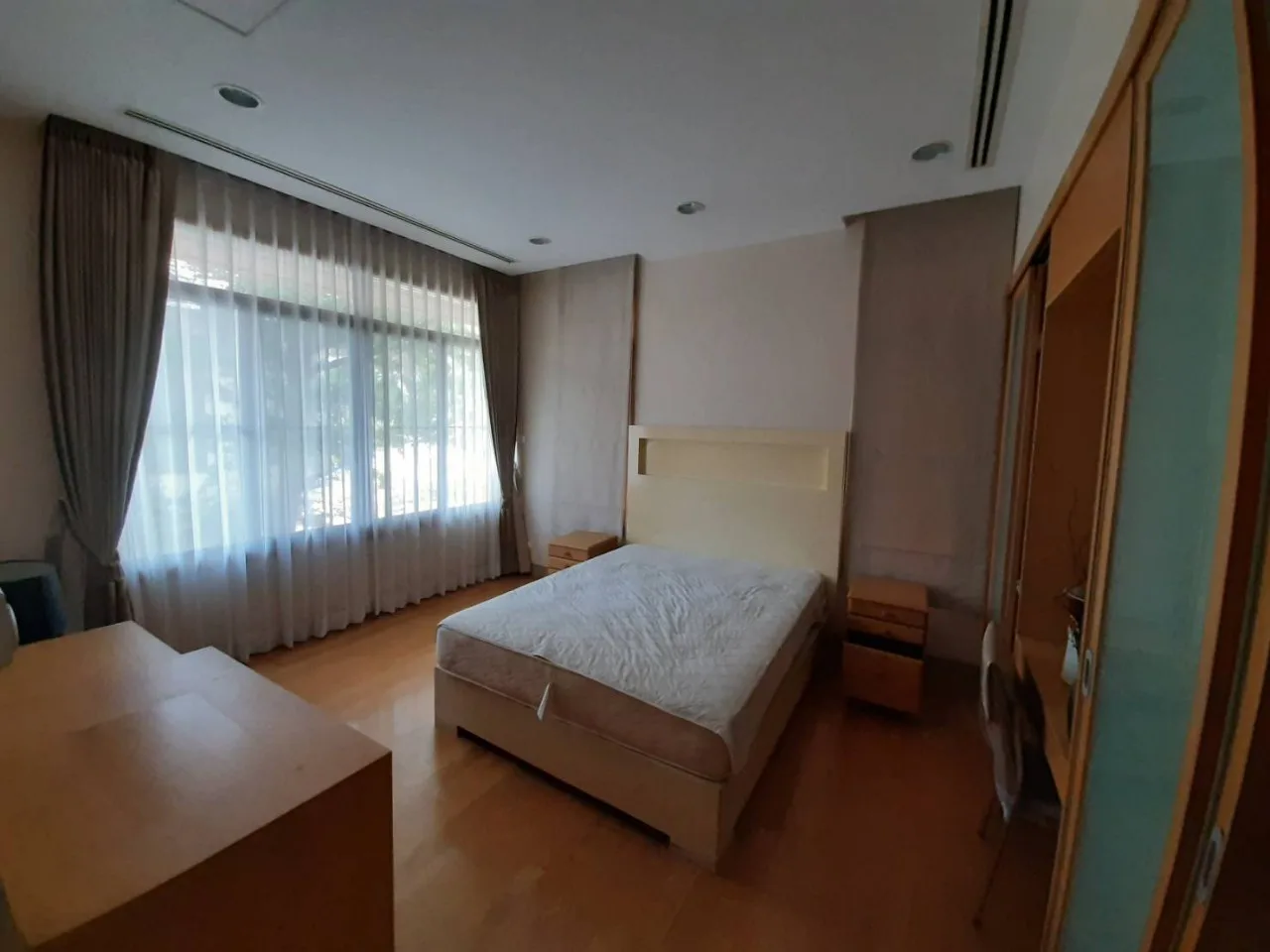 Property photos for Moobaan Narasiri Pattanakarn-srinakarindra
