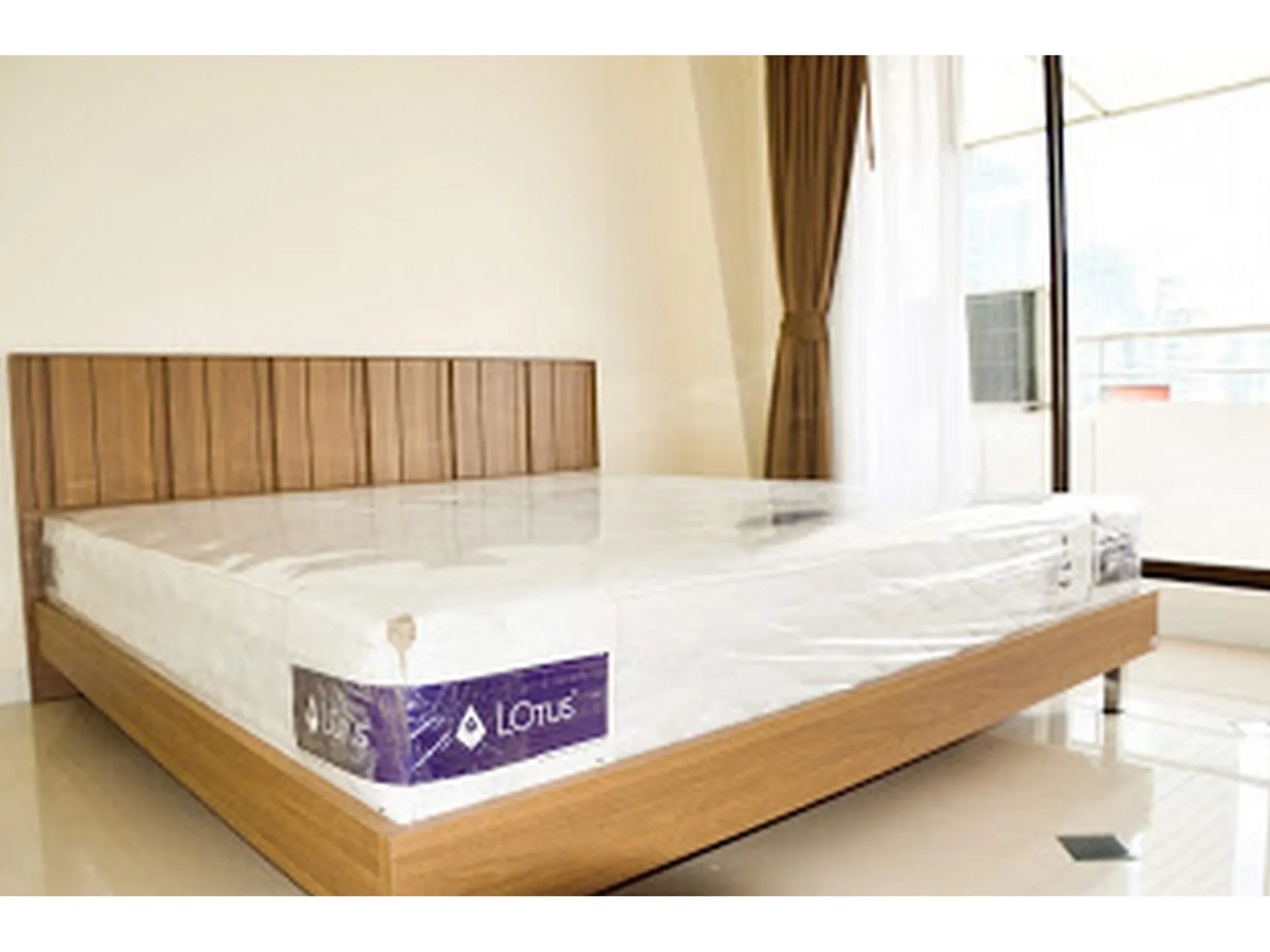 Property photos for Diamond Tower
