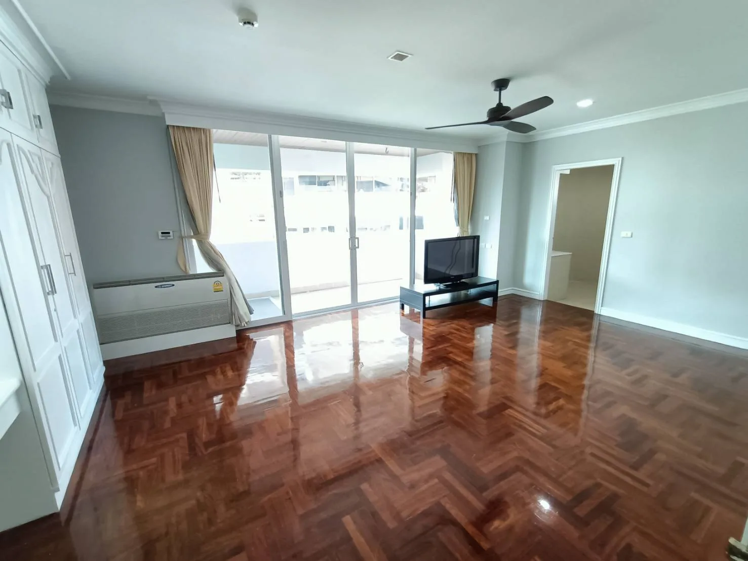 Property photos for Sachayan Court