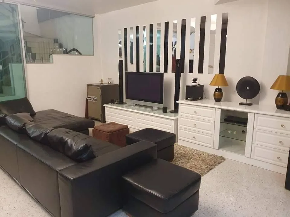 Property photos for Estahome Private Park