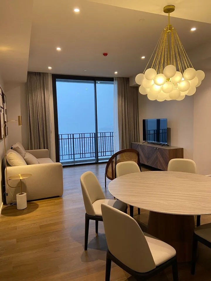Property photos for Muniq Langsuan