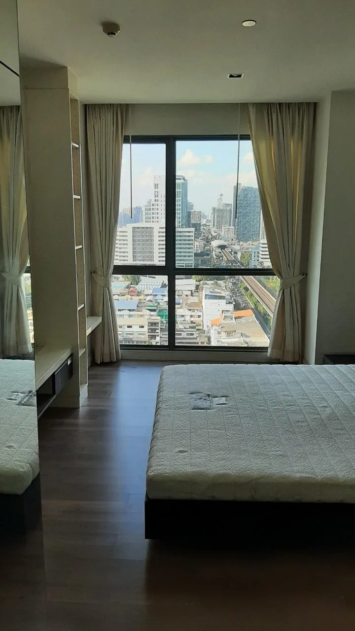 Property photos for The Room Sukhumvit 62