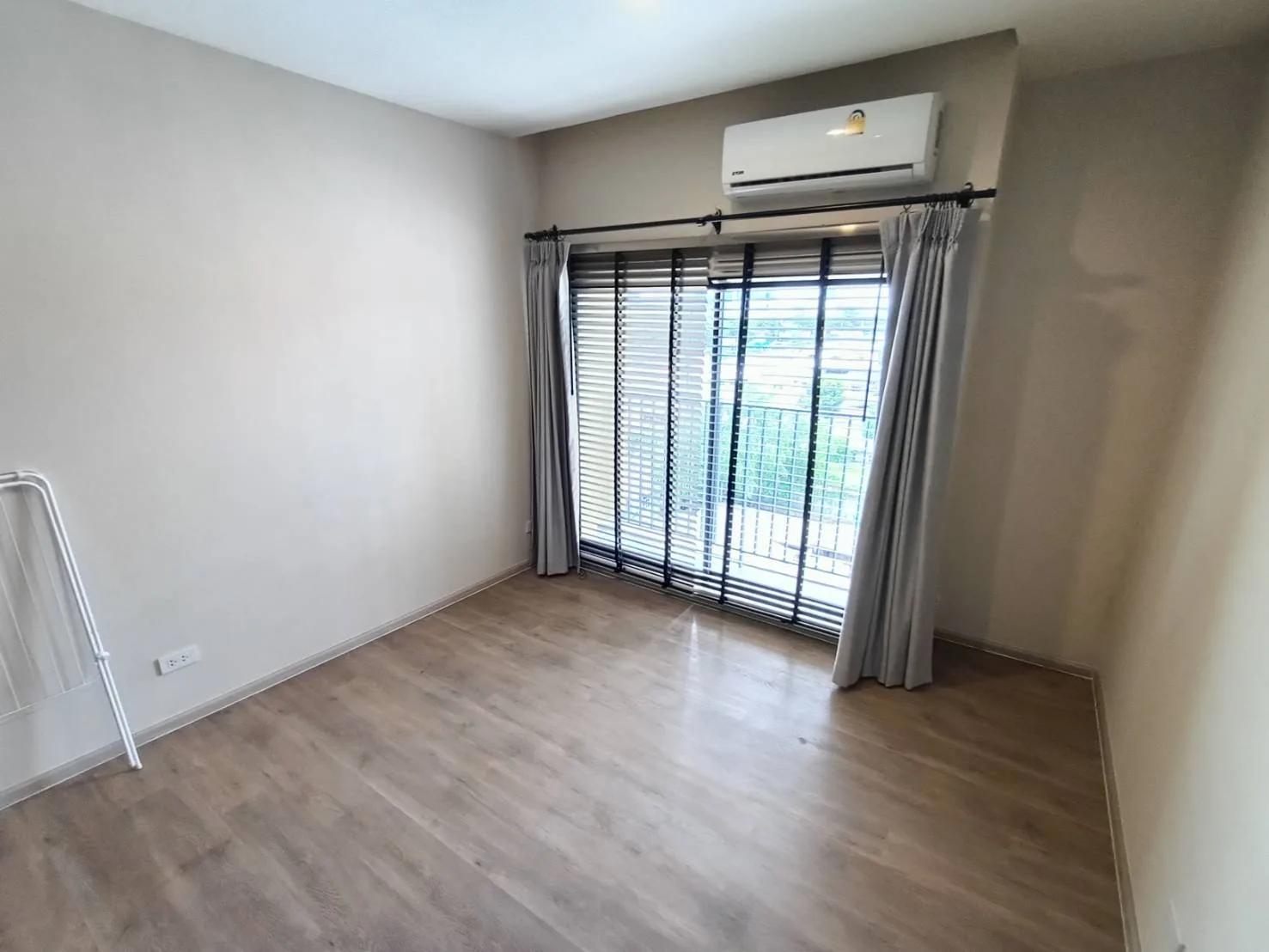 Property photos for Noble Above Wireless-Ruamrudee