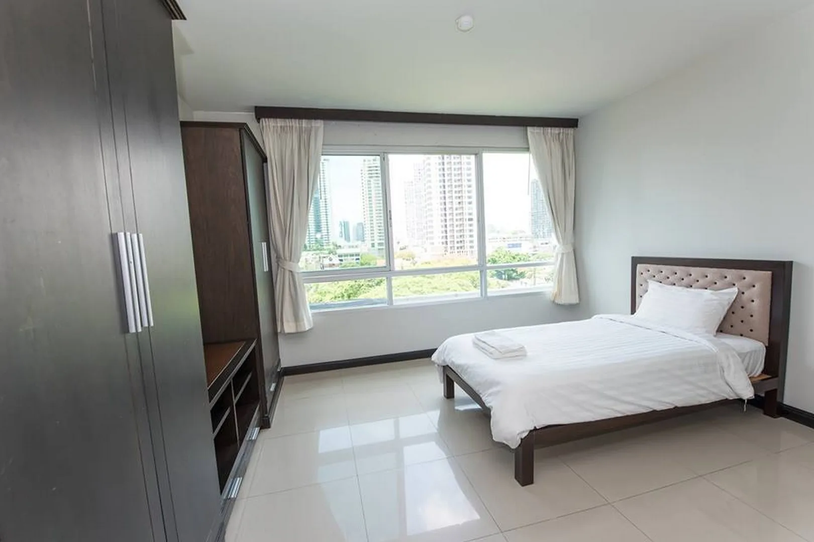 Property photos for Baan Thirapa