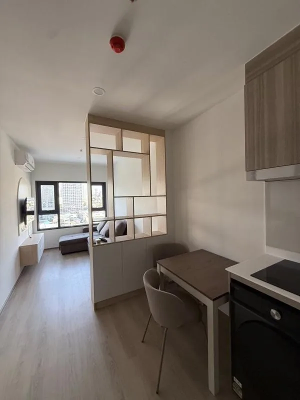 Property photos for Life Rama 4 - Asoke