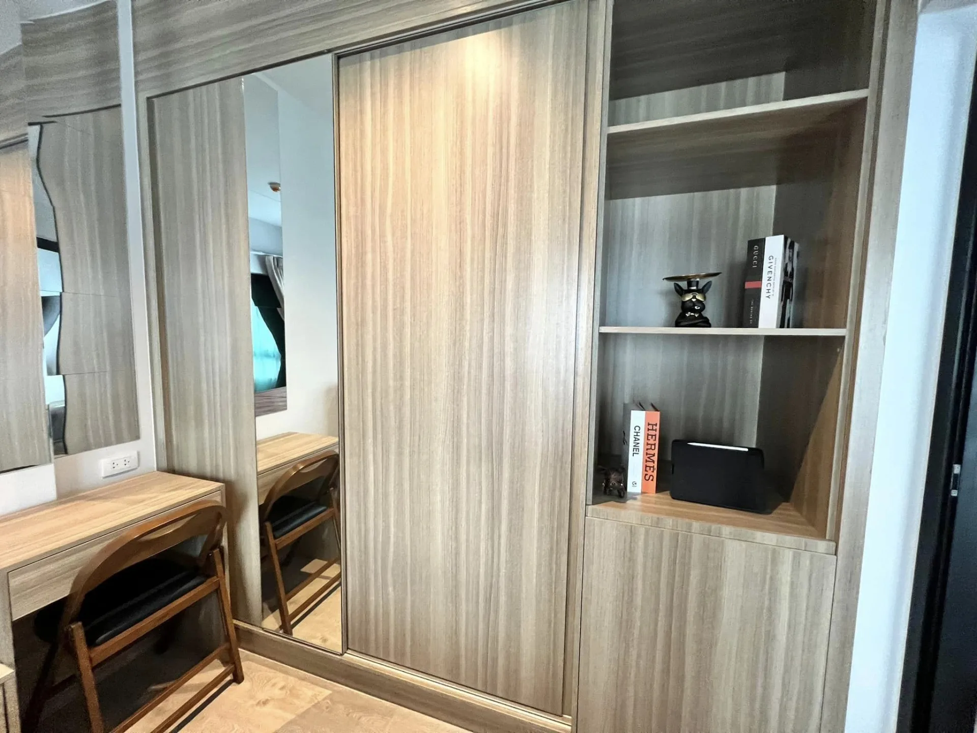 Property photos for Altitude Unicorn Sathorn - Tha Phra