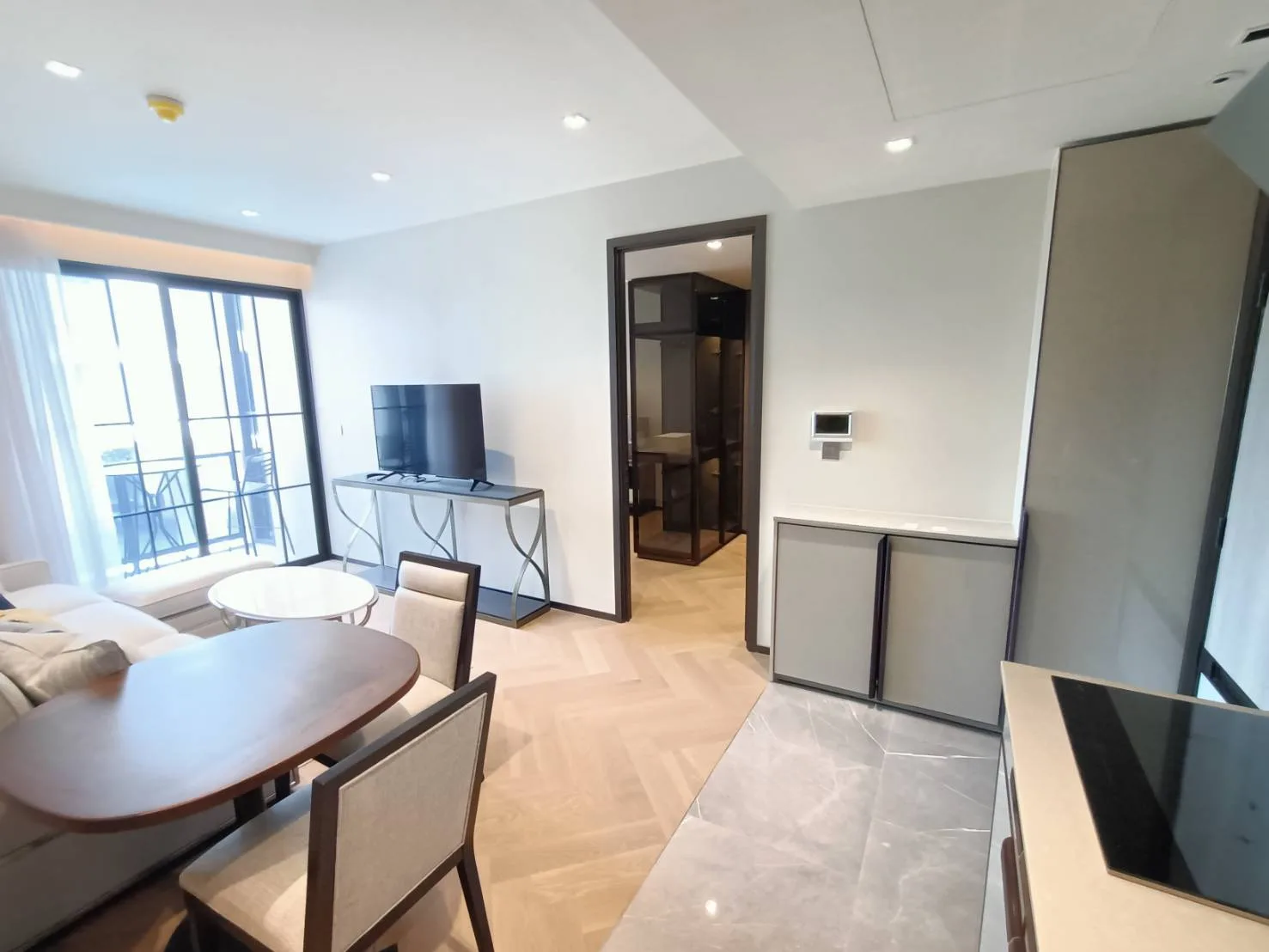 Property photos for The Reserve Sukhumvit 61