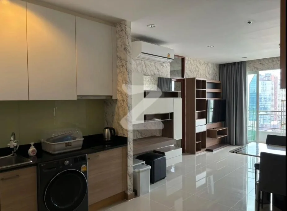 Property photos for Circle Condominium