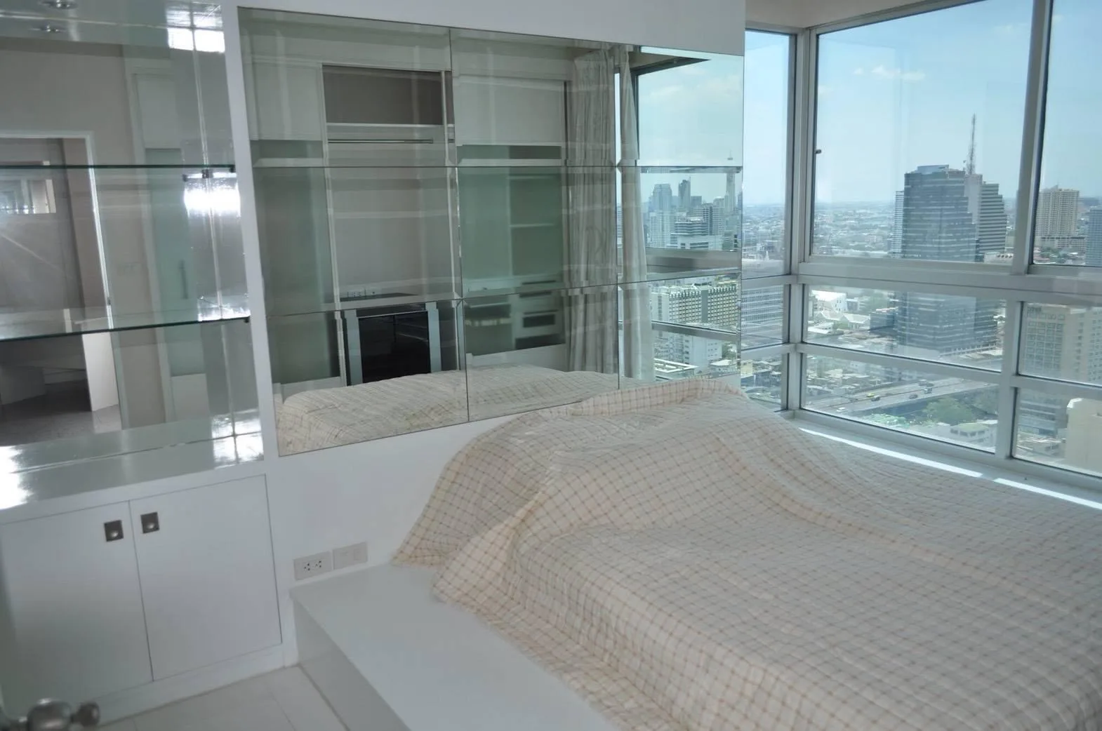Property photos for Sathorn House
