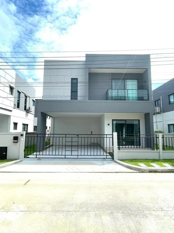 Property photos for Centro Bangna - Km.7