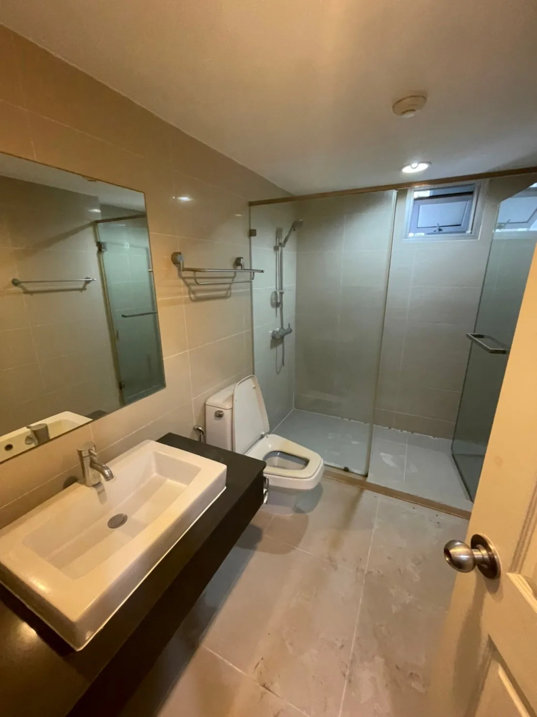 Property photos for Belle Grand Rama 9