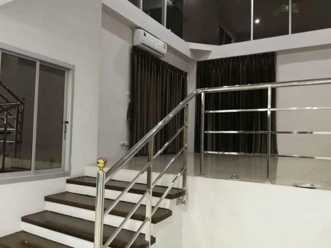 Property photos for Arena Garden Onnut 44
