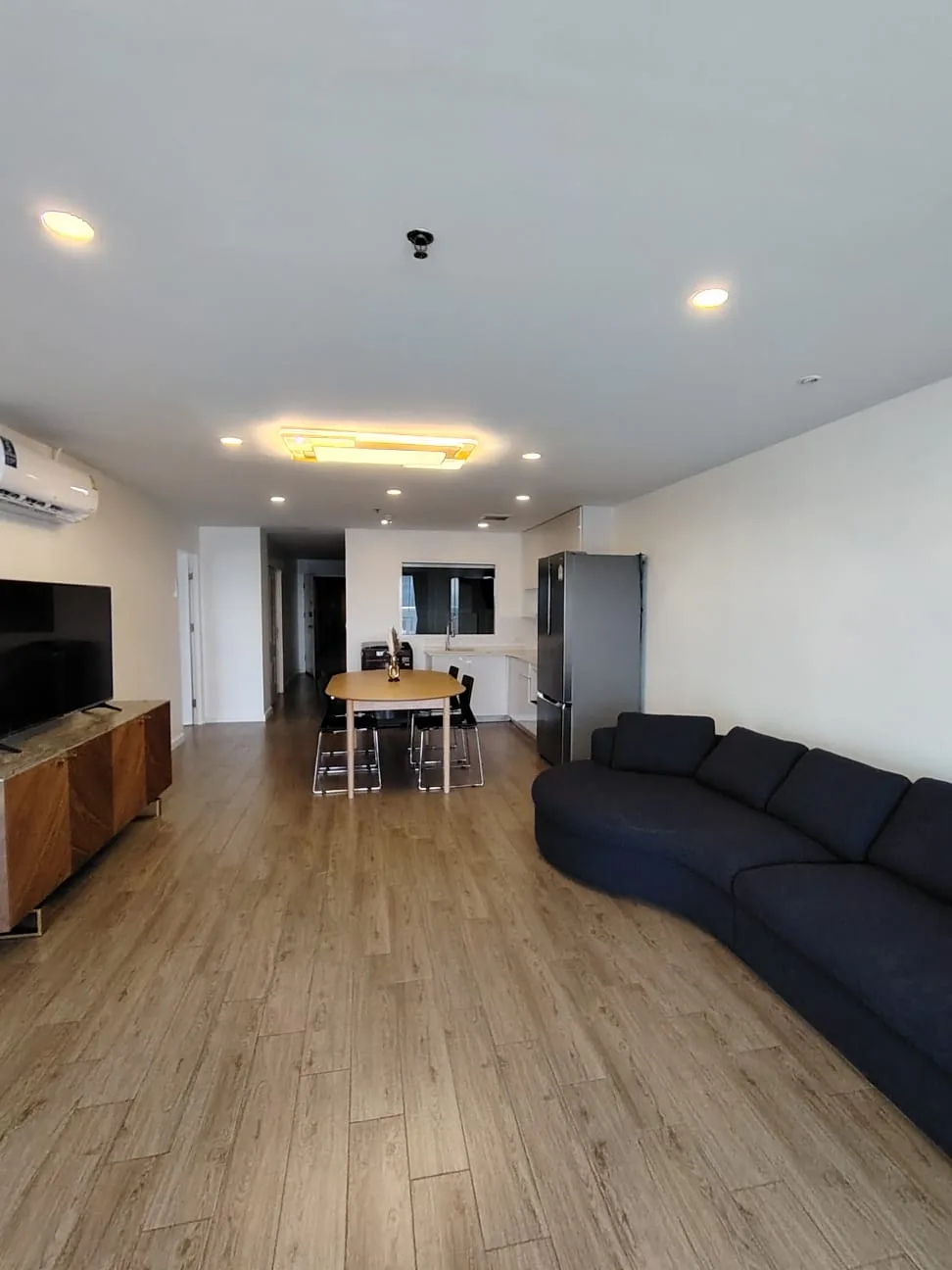 Property photos for State Tower