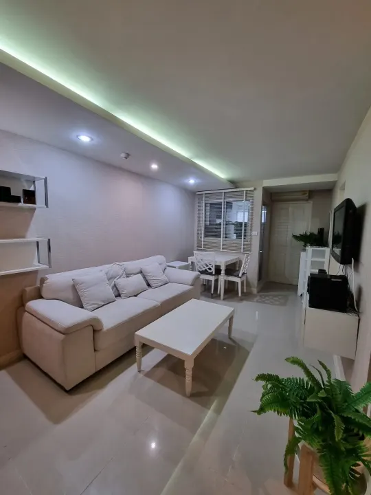 Property photos for Zenith Place  Sukhumvit 71