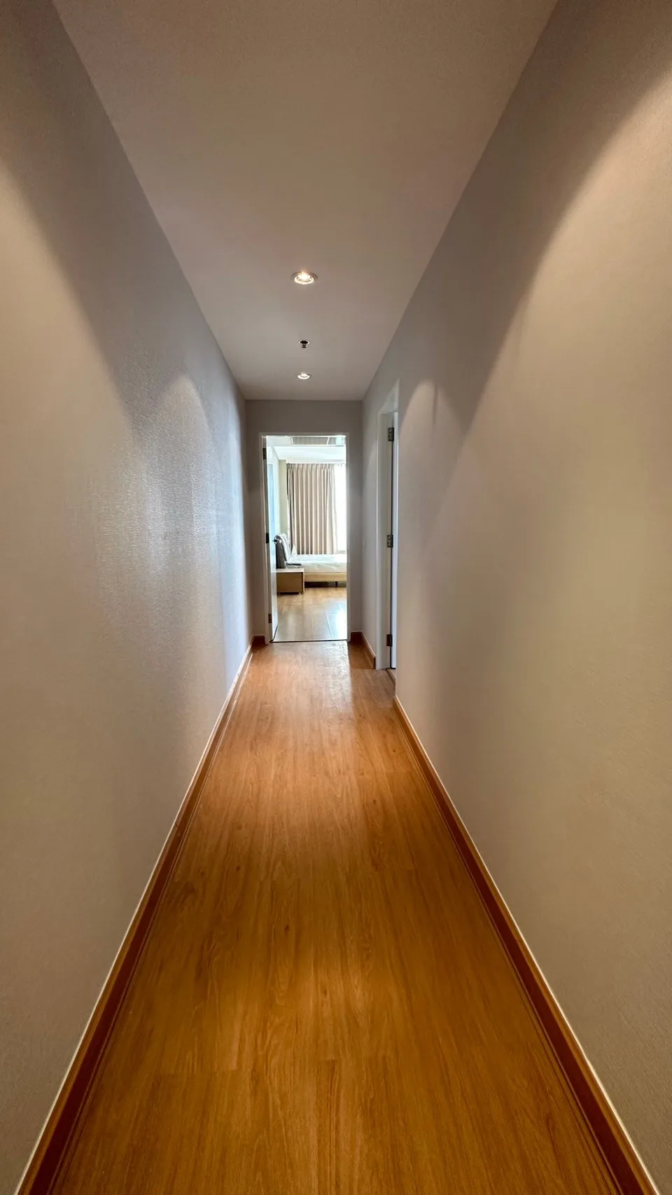 Property photos for Langsuan Ville