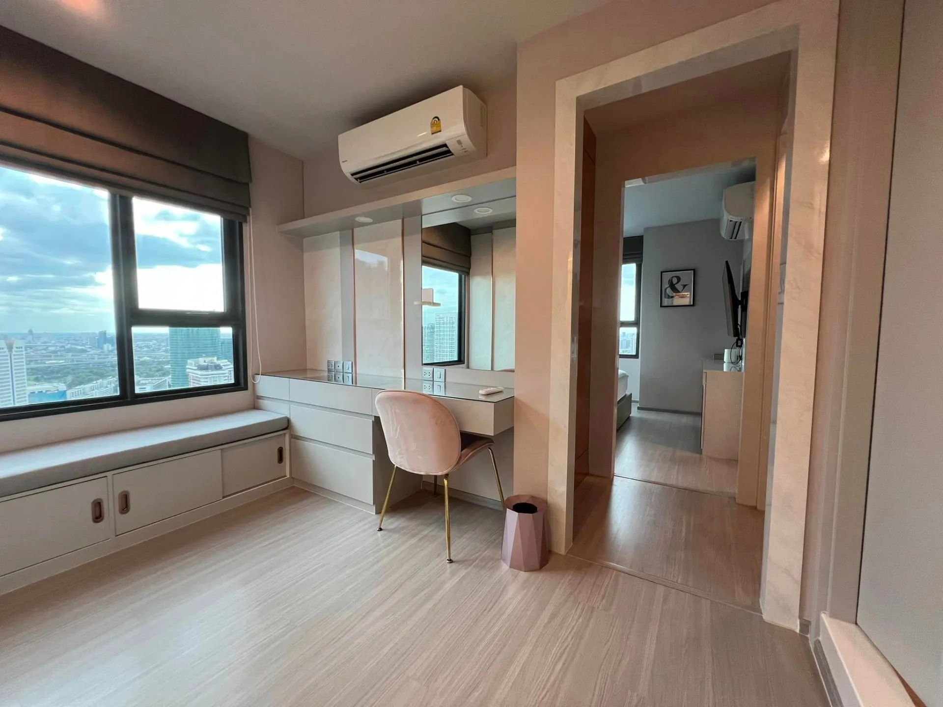 Property photos for Life Ladprao