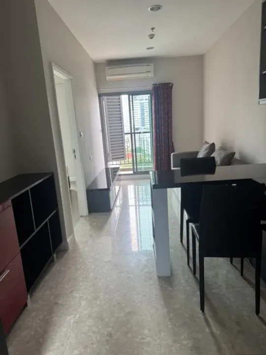 Property photos for The Crest Sukhumvit 34