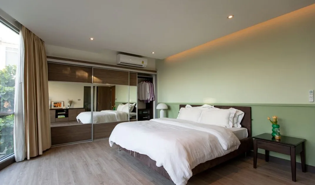 Property photos for Seven Place Executive Residences