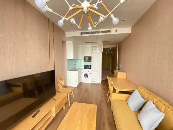 Property photos for Noble BE 33