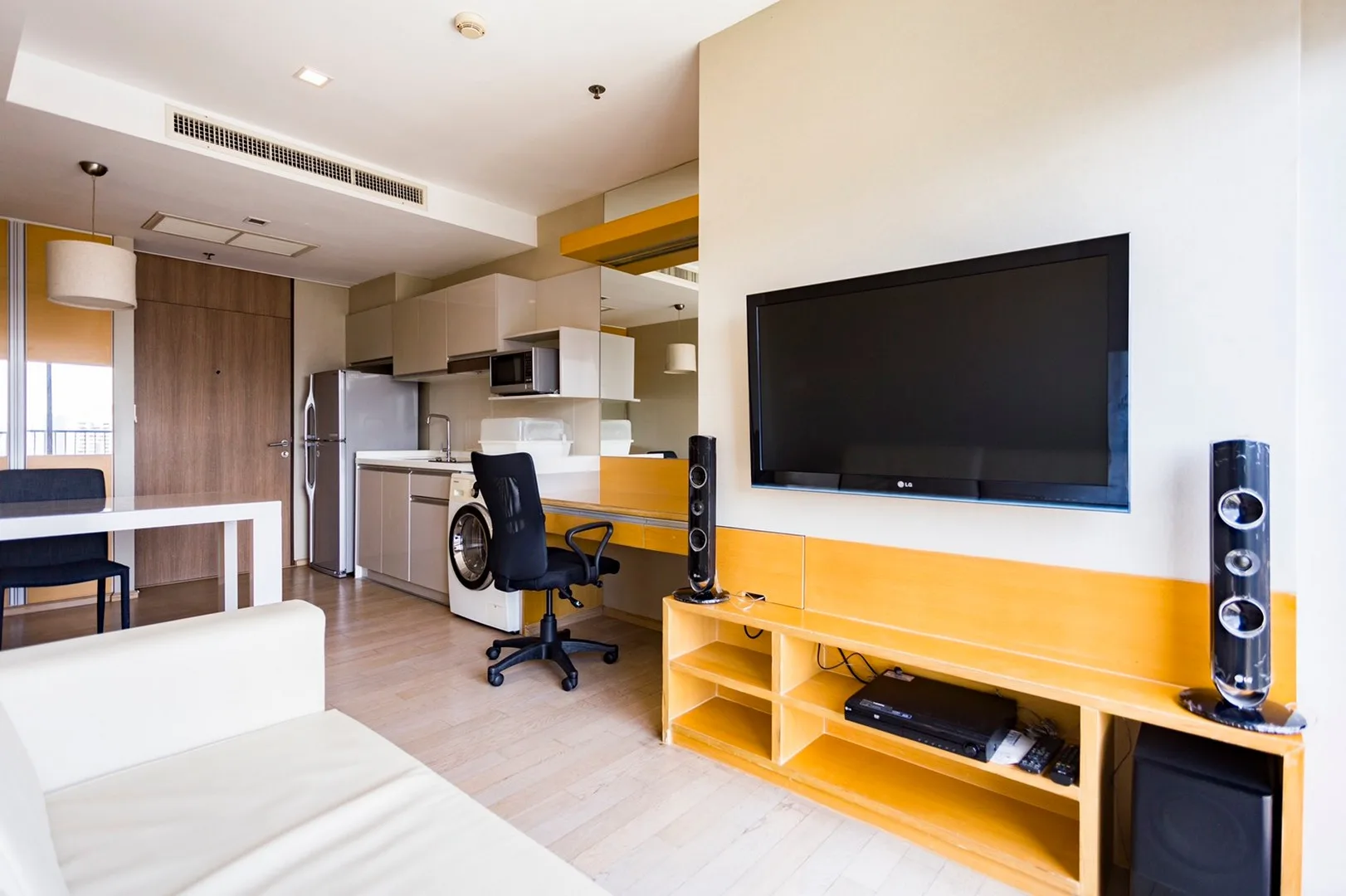 Property photos for Noble Remix