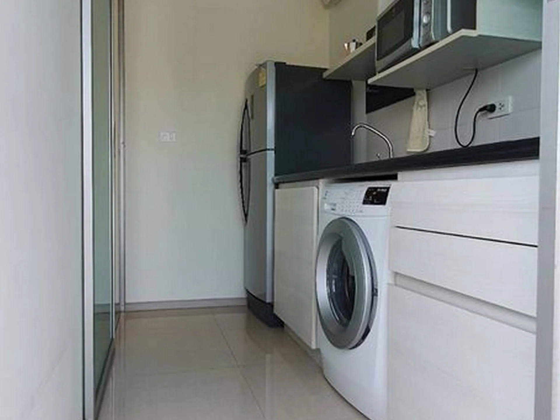 Property photos for Life Ratchadapisek