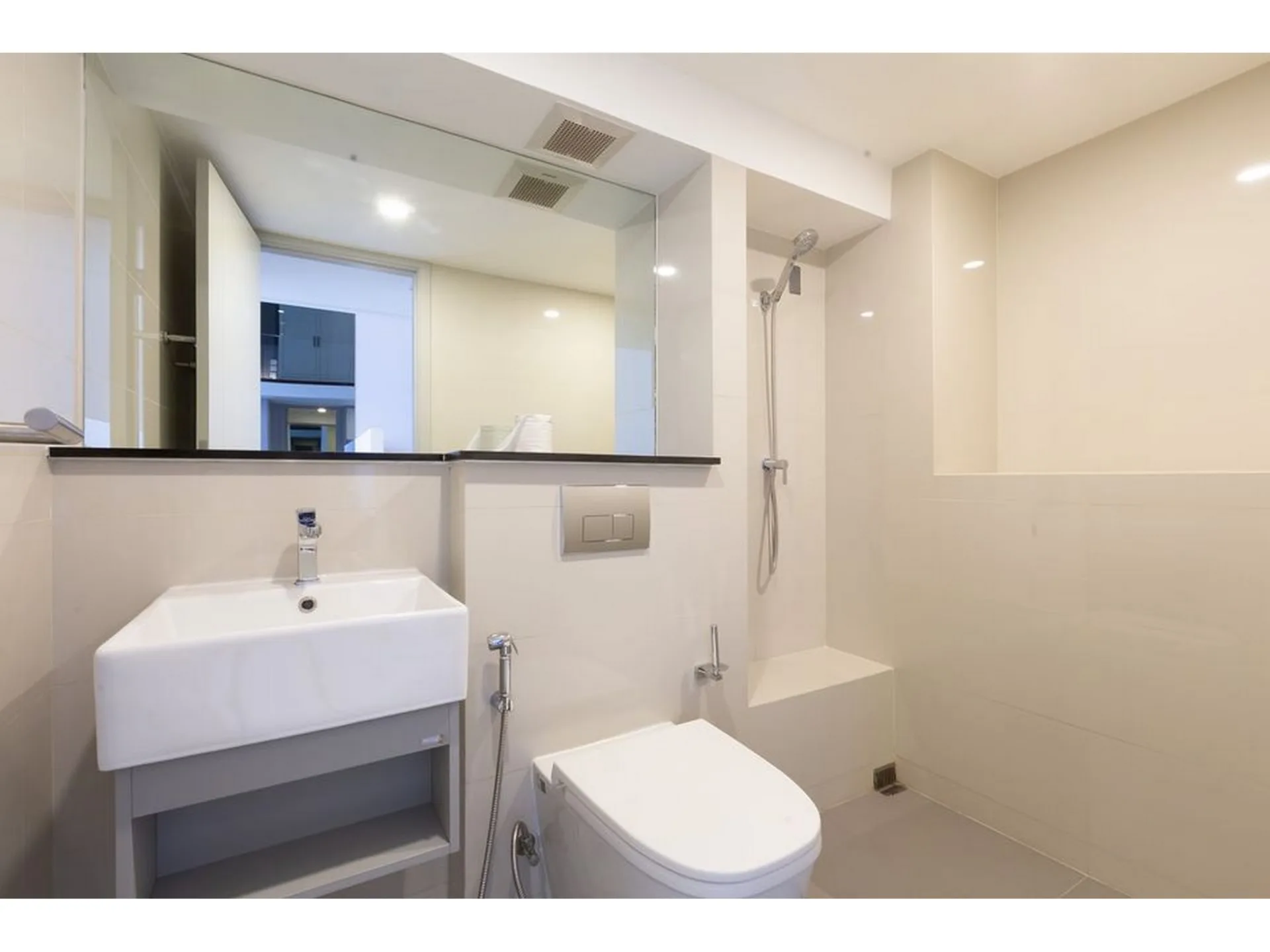 Property photos for Knightsbridge Prime Sathorn
