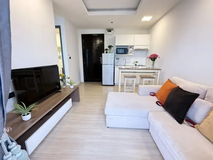 Property photos for Thru Thonglor