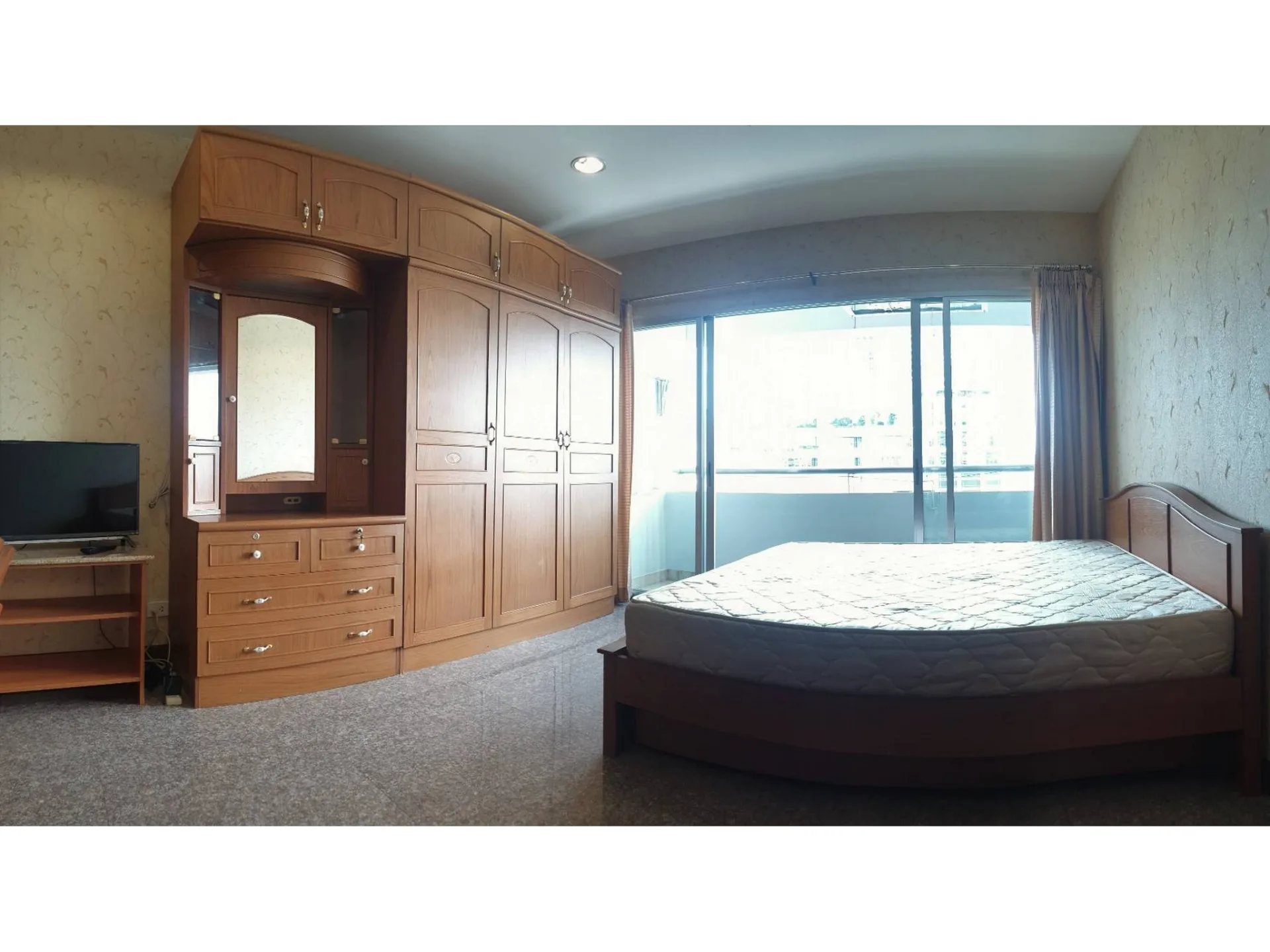 Property photos for The Platinum
