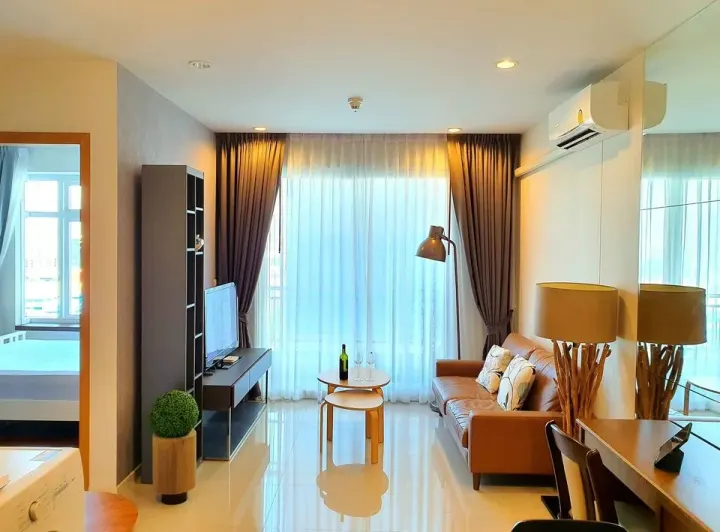 Property photos for Circle Condominium