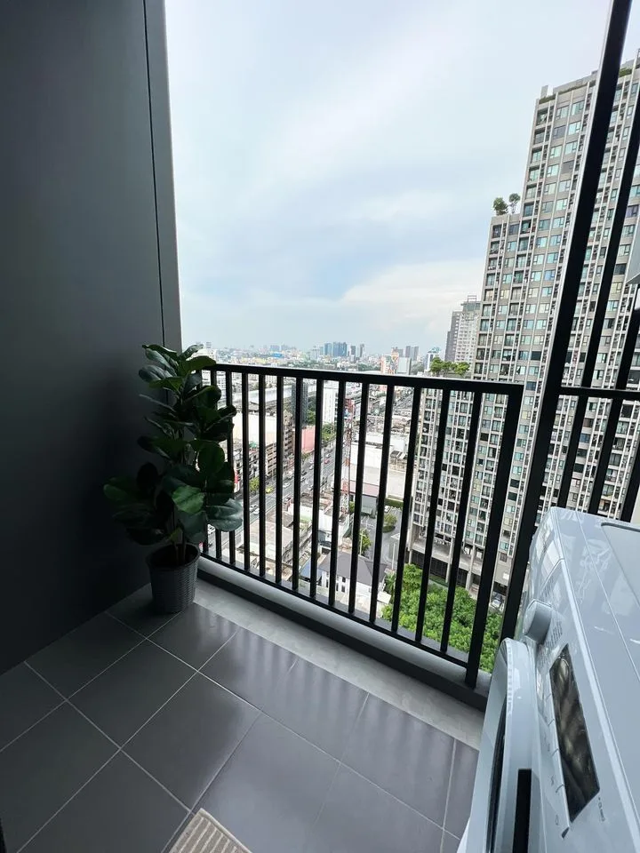 Property photos for The Base Phetchaburi-thonglor