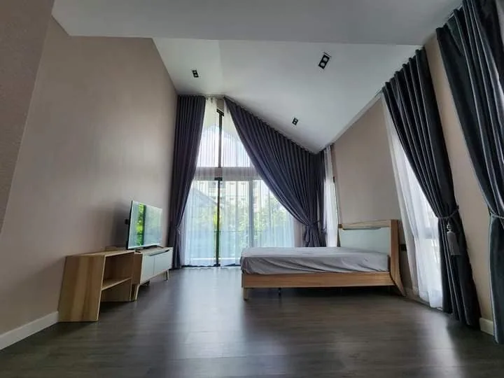 Property photos for Grand Bangkok Boulevard Viphavadi