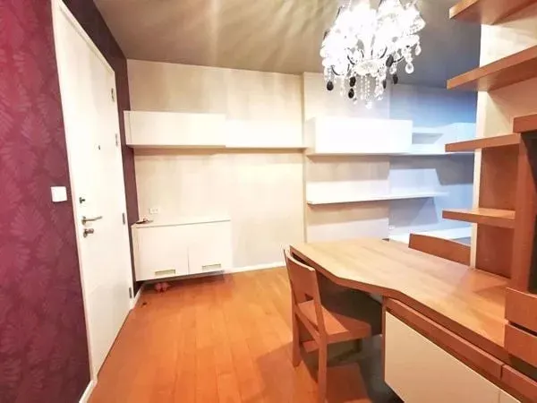 Property photos for Blocs 77