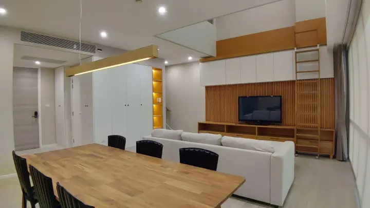 Property photos for The Room Sukhumvit 21