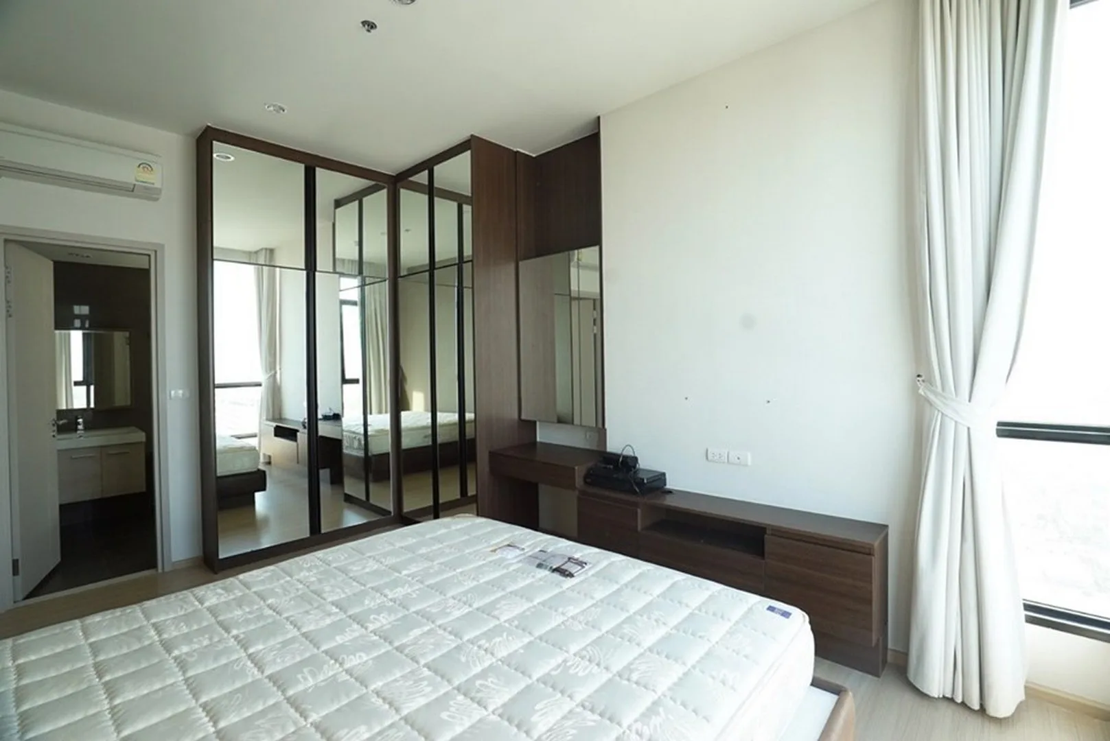 Property photos for The Capital Ekamai-Thonglor