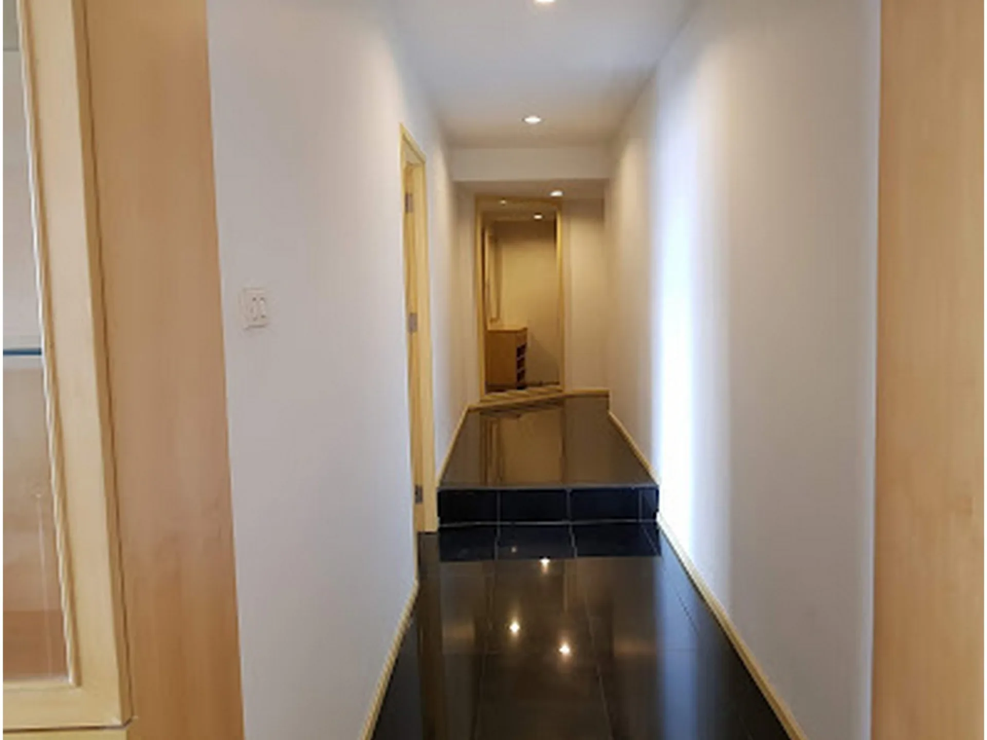 Property photos for Diamond Tower