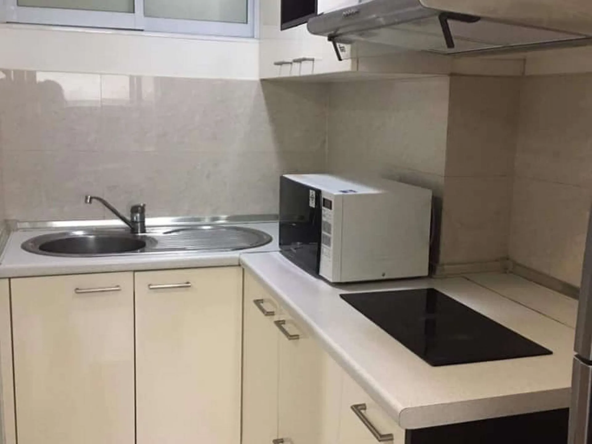 Property photos for Lumpini Suite Sukhumvit 41