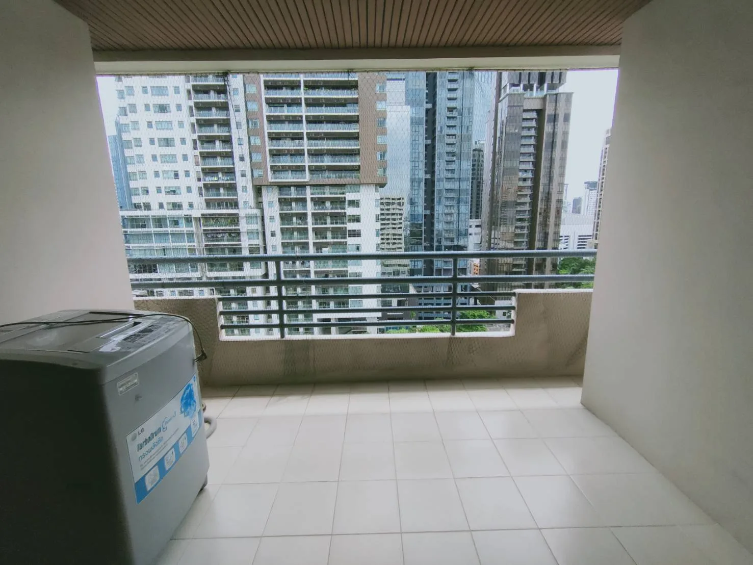 Property photos for Acadamia Grand Tower