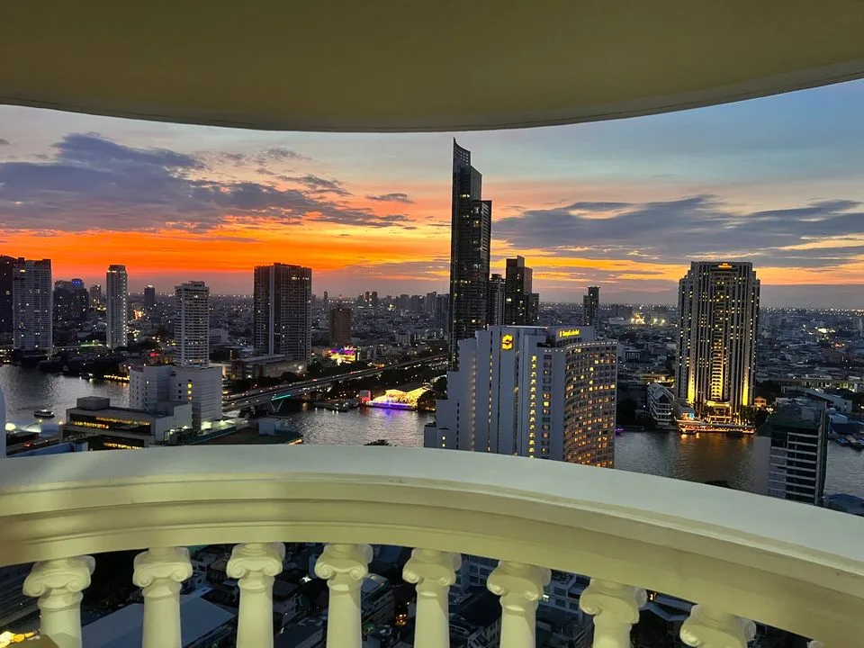 Property photos for State Tower