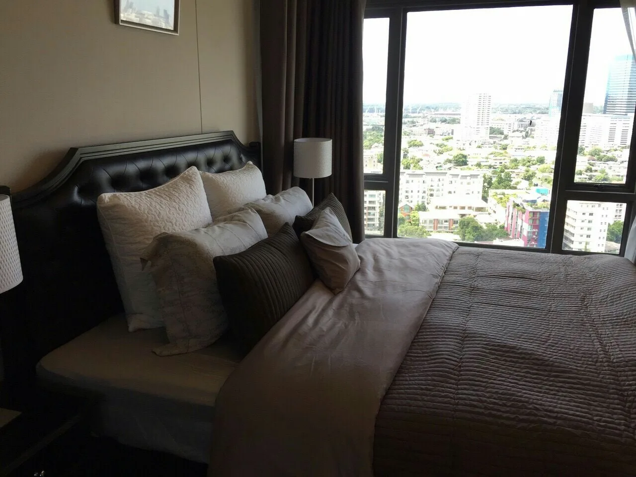 Property photos for The Crest Sukhumvit 34