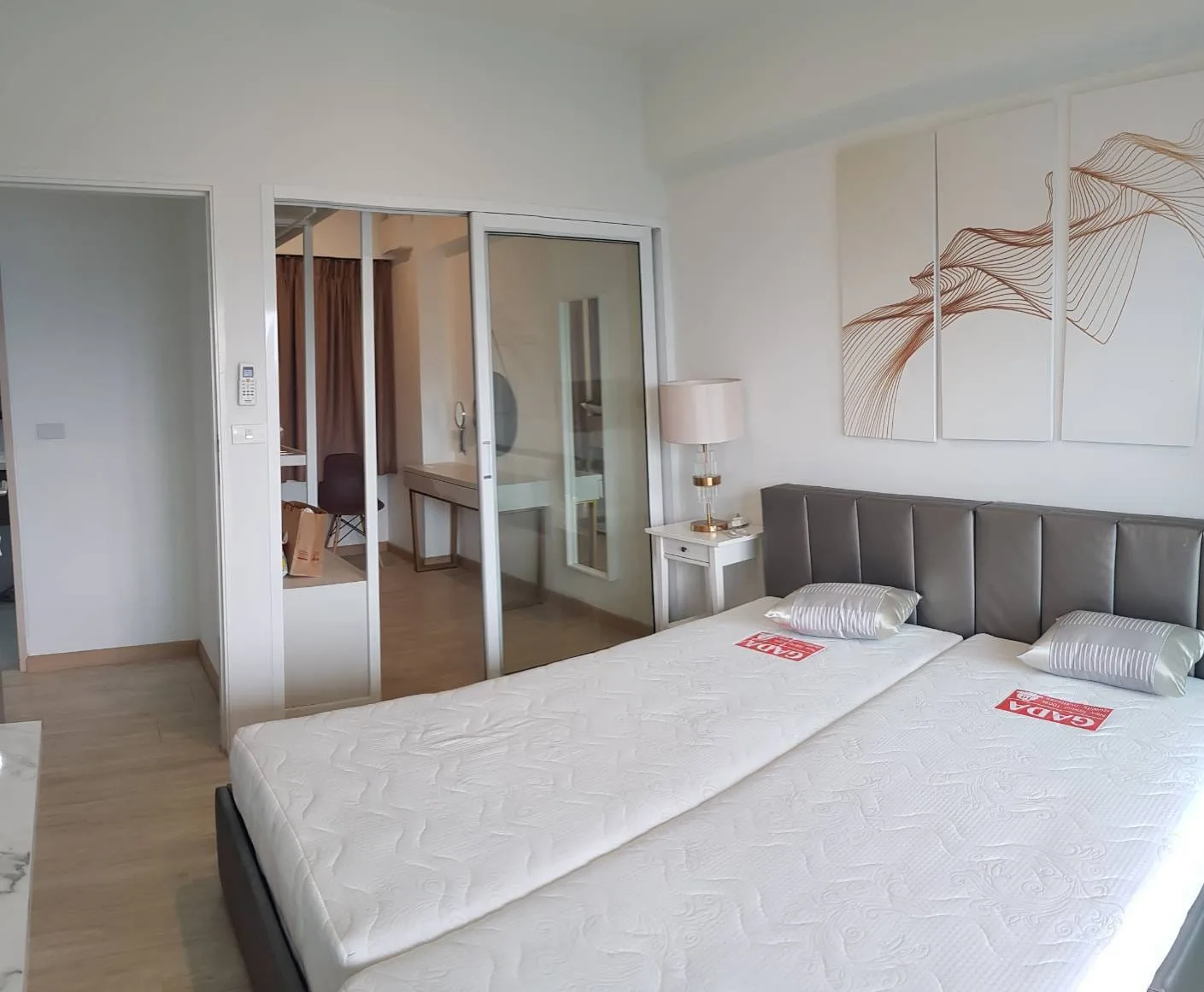 Property photos for Thonglor Tower