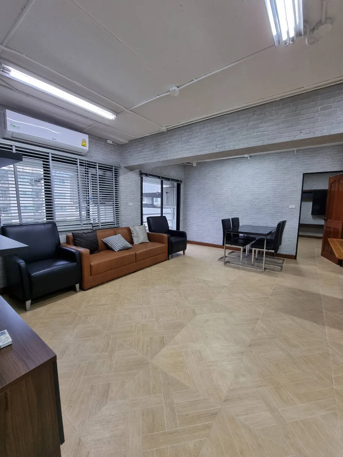 Property photos for Thonglor Tower