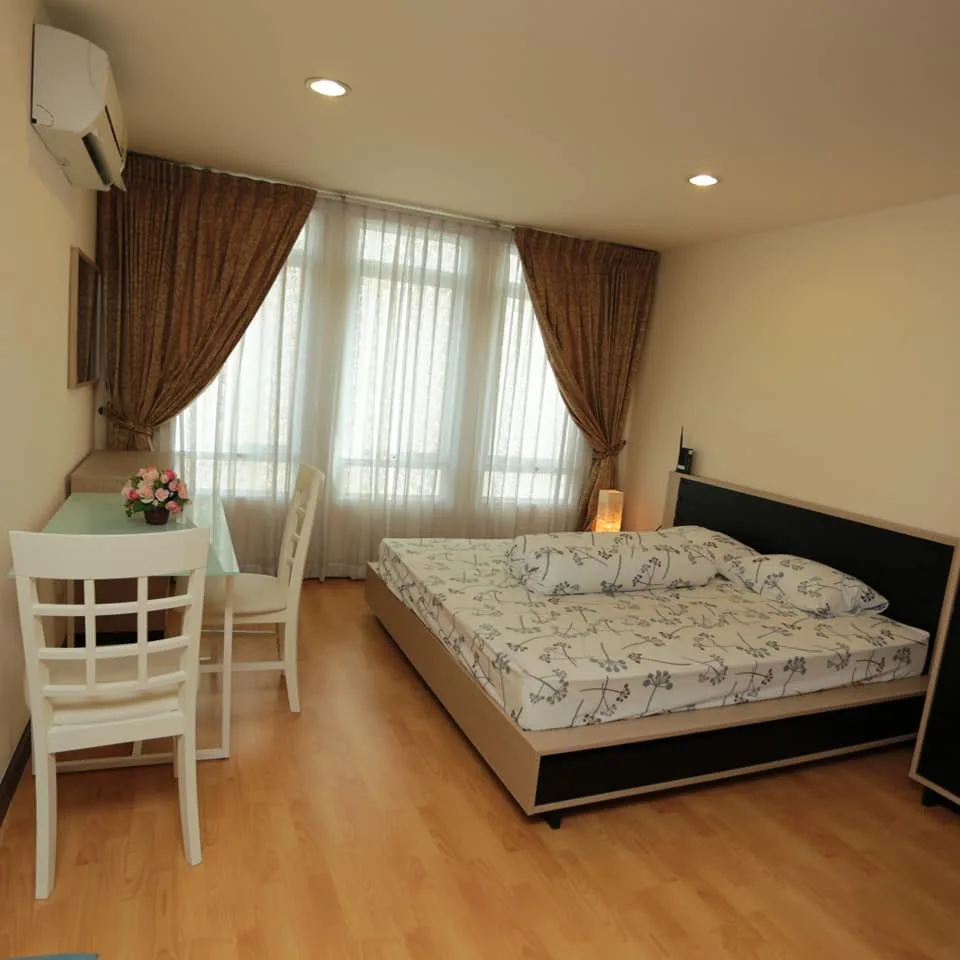 Property photos for The Amethyst Sukhumvit 39