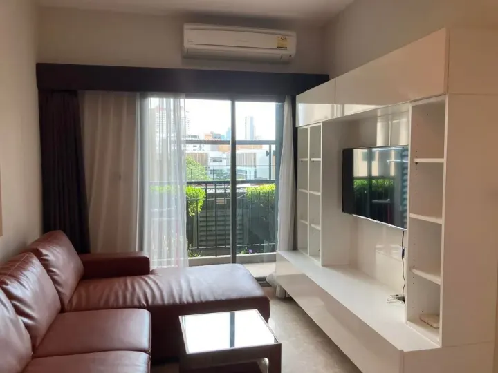 Property photos for The Crest Sukhumvit 34