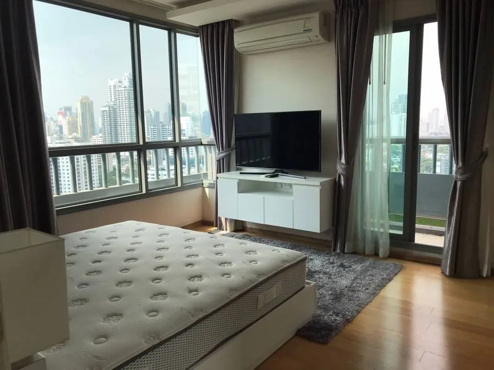 Property photos for H Sukhumvit 43