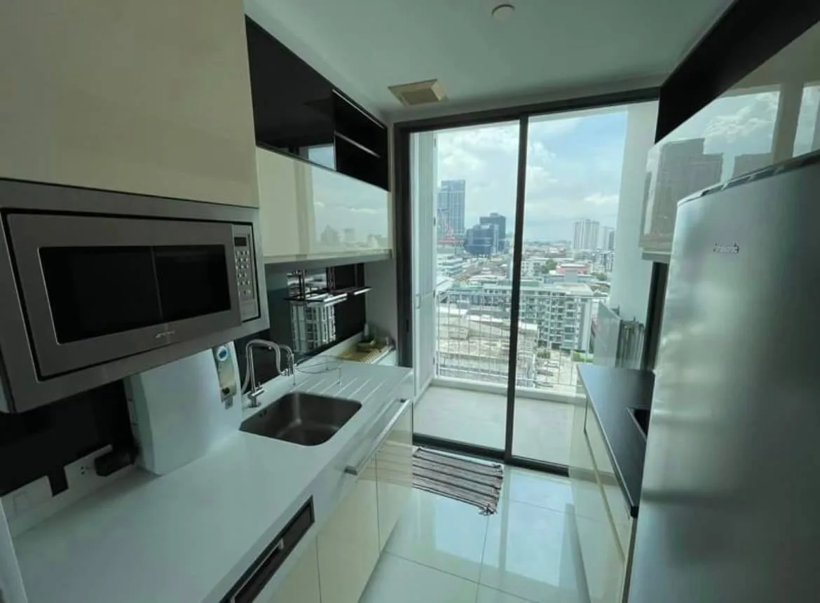 Property photos for The Room Sukhumvit 62