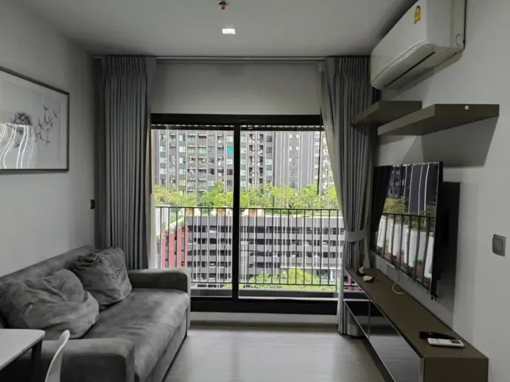 Property photos for Life Asoke Hype
