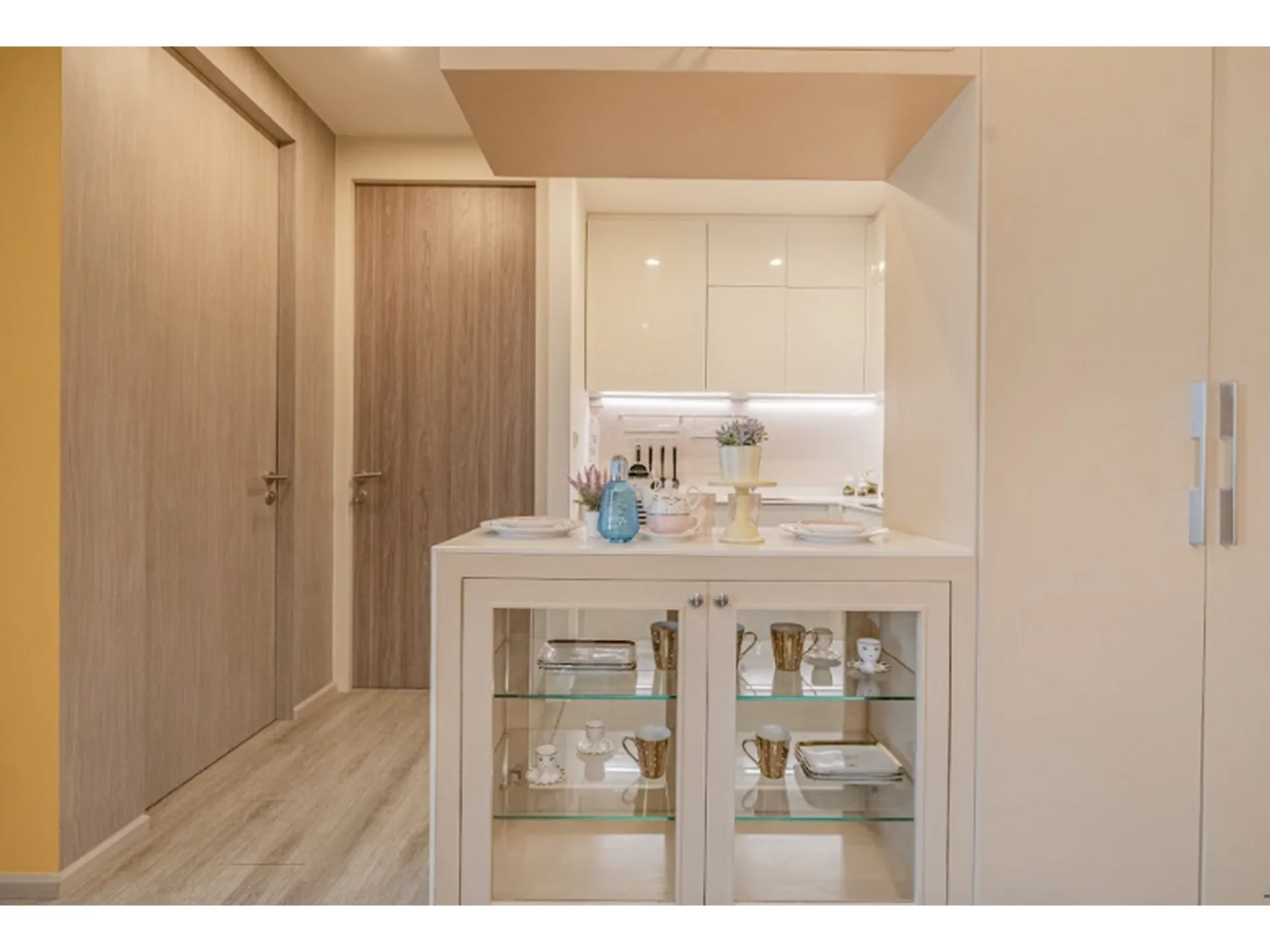 Property photos for Centric Ari Station