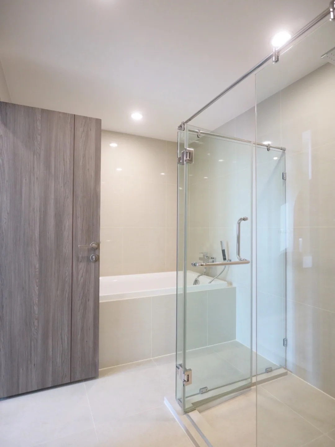 Property photos for IDEO Mobi Sukhumvit 66