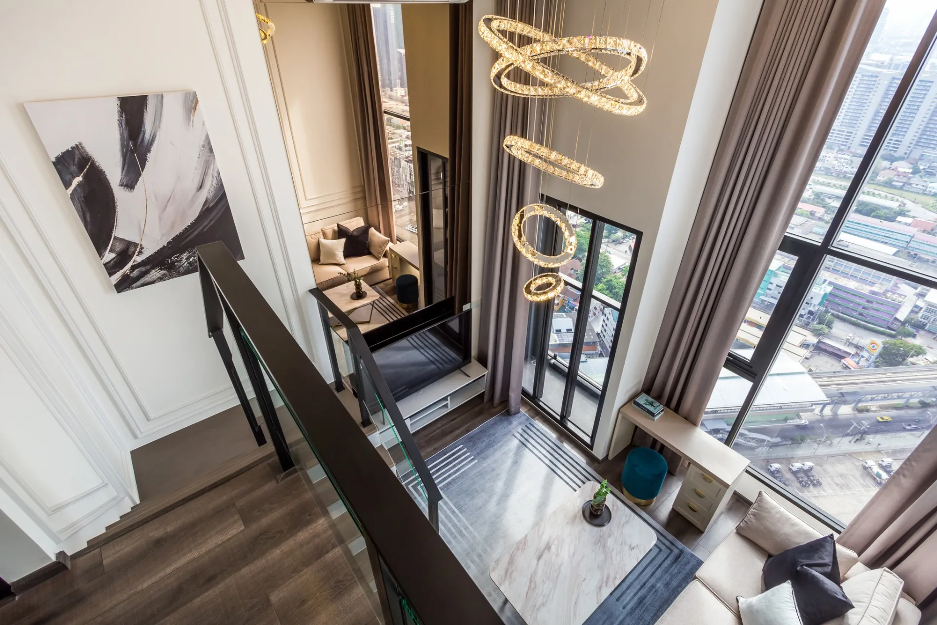 Property photos for Knightsbridge Space Ratchayothin