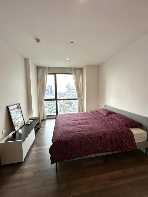 Property photos for The Room Sukhumvit 62